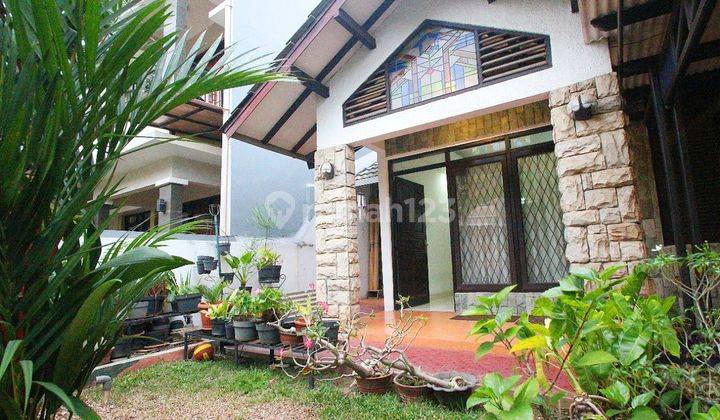 Rumah Asri 2 Lantai Kawasan Graha Cinere Depok 2