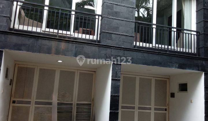 Rumah Townhouse Lokasi Strategis Di Cilandak Tersedia 4 Unit 1