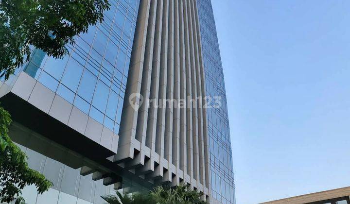 Gedung Perkantoran Posisi Hook Area Komersial Gajah Mada 1