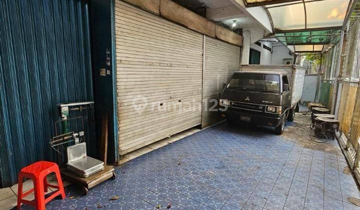 Rumah 2 Lantai Pinggir Jalan Raya Kawasan Menteng Dalam 2