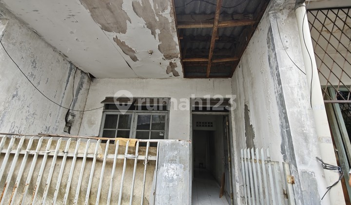 Dijual Rumah Hitung Tanah di Area Sawah Besar Jakarta Pusat