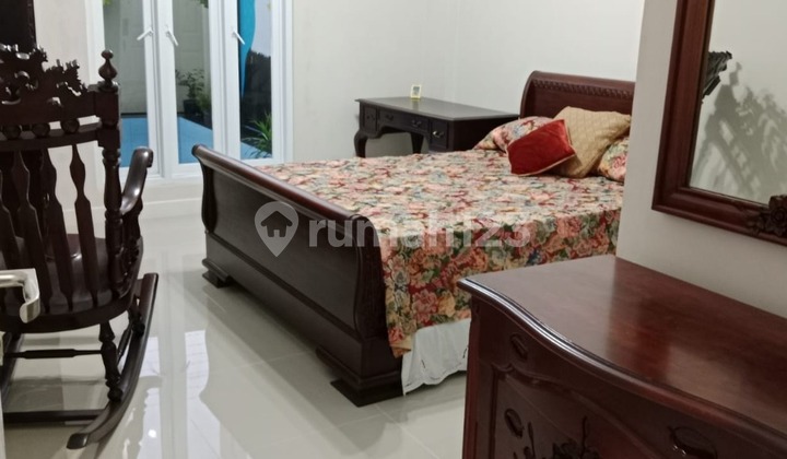 Dijual Brand New Townhouse American Classic Modern di Kav Dpr Jagakarsa 2