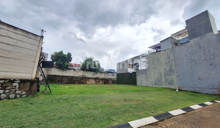 For Sale 2 Plots in Discovery Serenity Bintaro Complex, East Facing. For Sale 2 Plots in Discovery Serenity Bintaro Complex, East Facing.