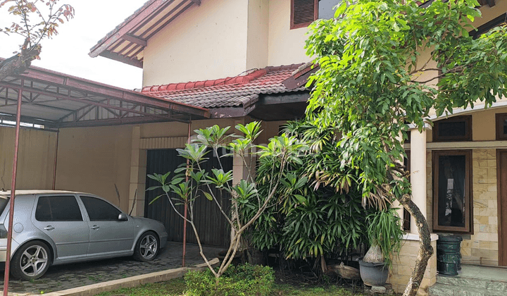 2 Bangunan Rumah Tinggal Dan Ex Resto Di Laweyan Solo 2