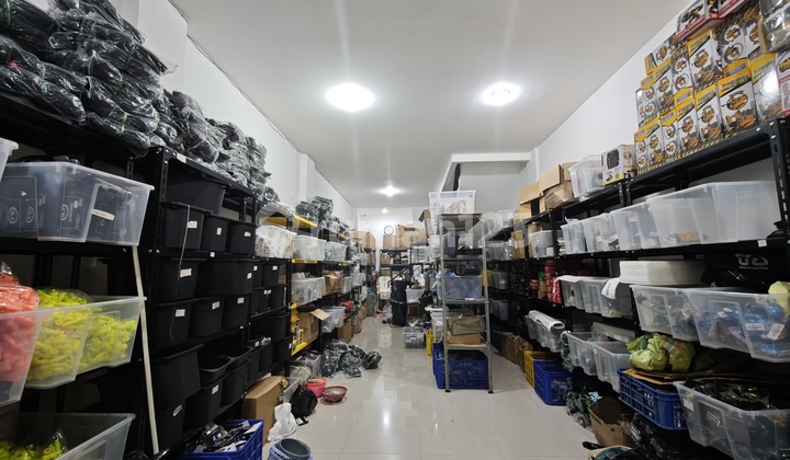 DIJUAL RUKO 4 LANTAI AREA KOMERSIL DI MAPHAR AREA TAMAN SARI