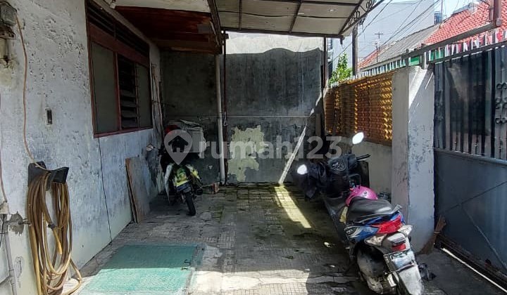 Dijual Rumah Tua Cocok untuk Investasi Koskosan atau Tempat Tinggal 2