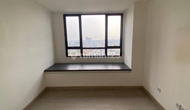 Apartment 2BR Collins Boulevard Dengan Banyak Fasilitas 2