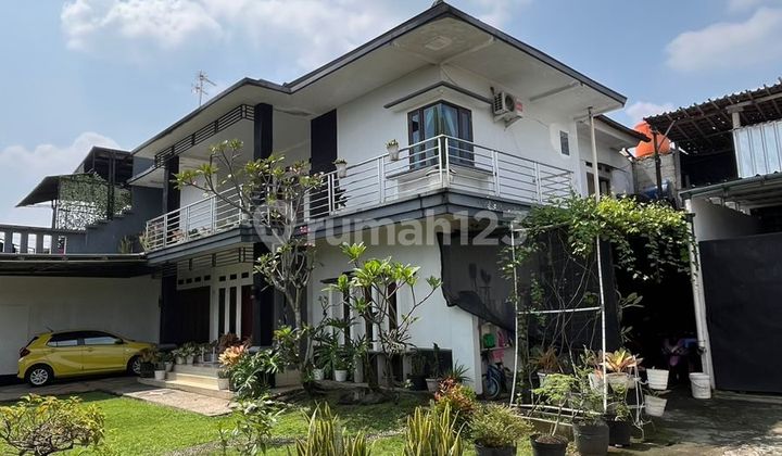 Dijual Rumah + Ruko 2 Lantai Beserta Isinya Dijual Rumah + Ruko 2 Lantai Beserta Isinya