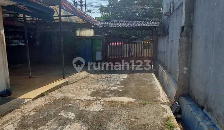 Dijual Rumah Ex Workshop Design Interior di Area Joglo Kembangan 2
