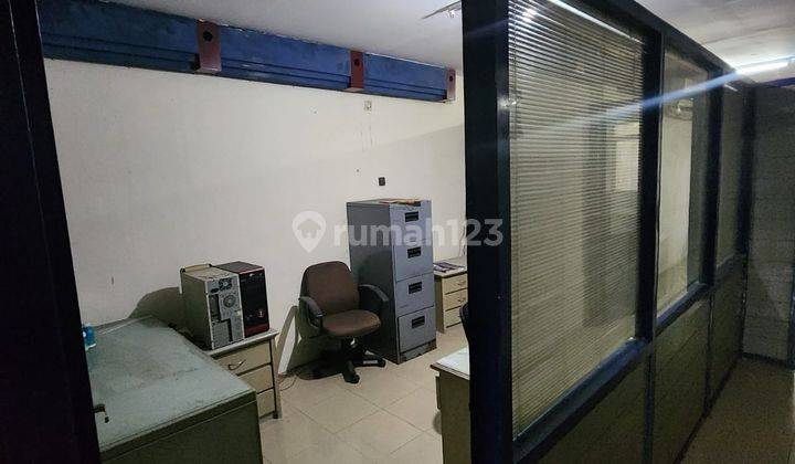 Ruko Cocok Dijadikan Kantor Lokasi Menarik Area Kebayoran Lama 2