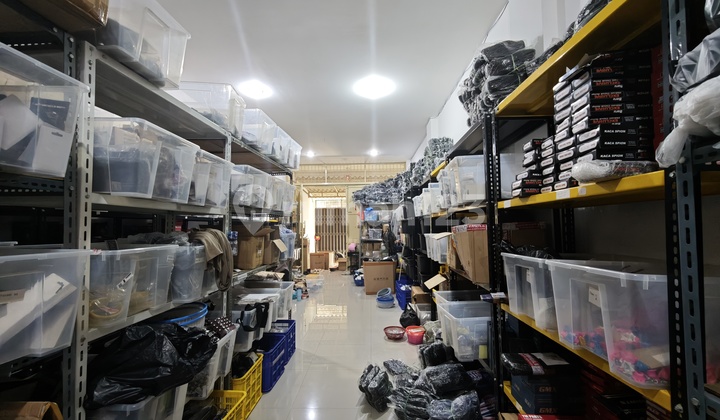 DIJUAL RUKO 4 LANTAI AREA KOMERSIL DI MAPHAR AREA TAMAN SARI