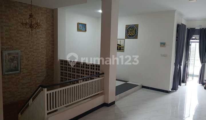 For Sale Fully Furnished Villa On A Hill (City and Sea View) West Tanjung Karang, Bandar Lampung