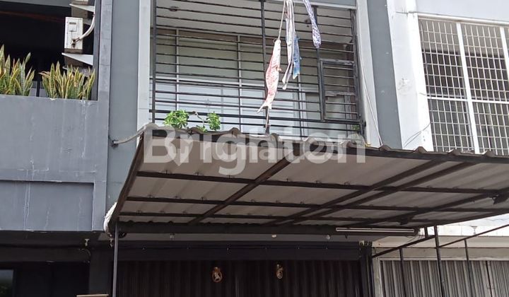 Ruko Pluit Barat Raya 3 lantai setengah dekat dengan muara karang pusat kuliner Ruko Pluit Barat Raya 3 lantai setengah dekat dengan muara karang pusat kuliner