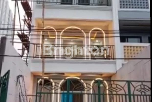 Rumah MERUYA Modern Minimalis Ada Kolam Renang Meruya, 10 menit dari Puri - Jakarta Barat - Kavling DKI