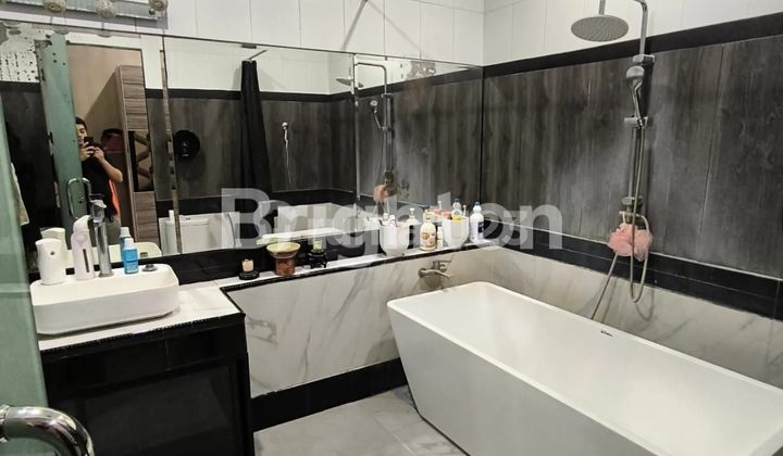 Rumah Kav DKI 125m2, 2 Tingkat semi furnished siap huni SHM Meruya Jakarta Barat 2