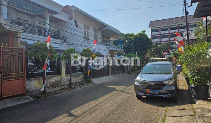 Rumah Kebon Jeruk Kampung Baru Row 3 mobil  8 x 23 2