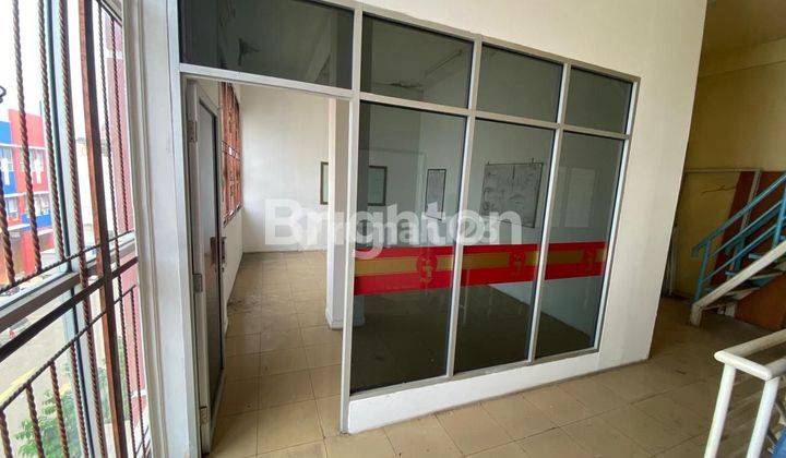 Gudang Lodan raya 287m2 Row besar Kompleks Lodan Center Jakarta Utara 1