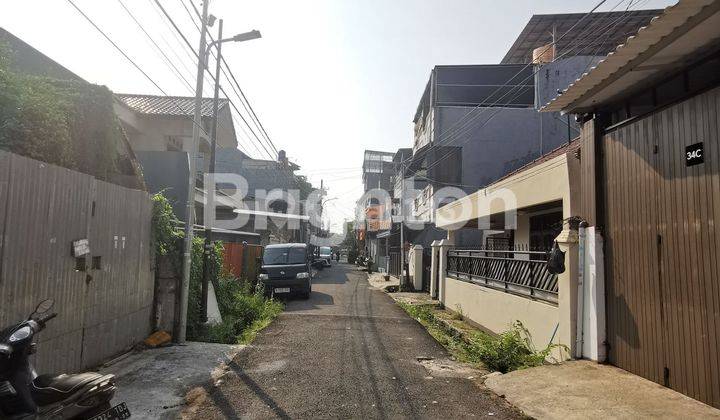 Rumah Petojo Jakarta Pusat Ada 2 unit 4 lantai Jalan Row lebar 2 mobil legah, siap Huni nego 2