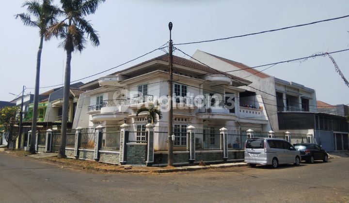 Rumah Taman Kencana Cengkareng Type Hook Hoek Full Furnished