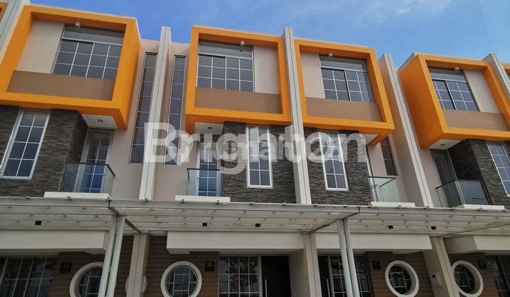 Rumah Arcadia PIK2 Cluster Depan area CBD Pantai Indah Kapuk 