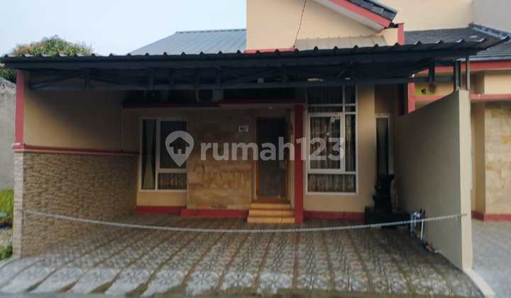 Rumah Modern Minimalis Full Furnished di Perum. Villa Bukit Tirtayasa, Bandar Lampung Rumah Modern Minimalis Full Furnished di Perum. Villa Bukit Tirtayasa, Bandar Lampung