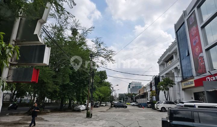 Green Garden Shop House 200M2 3rd Floor Ready to Use Semi Furnished Panjang Arteri Kebon Jeruk Road 2