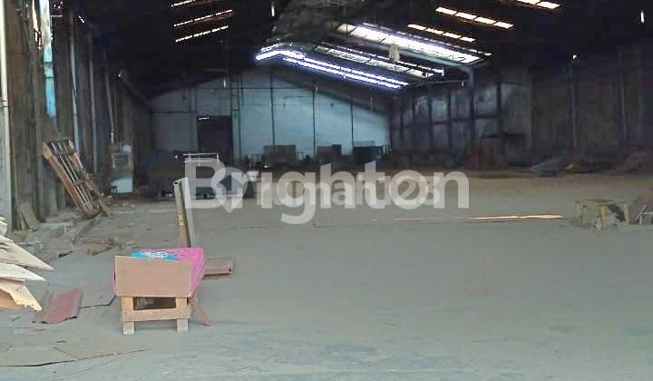 TANAH RAYA DADAP 3100M2 HARGA NEGO, termasuk gudang + Rumah Tinggal PERANCIS 1