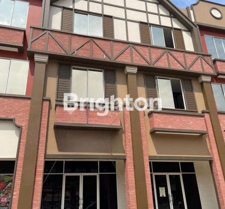 Ruko PIK2 Lariviera 3 Lantai Pantai Indah Kapuk