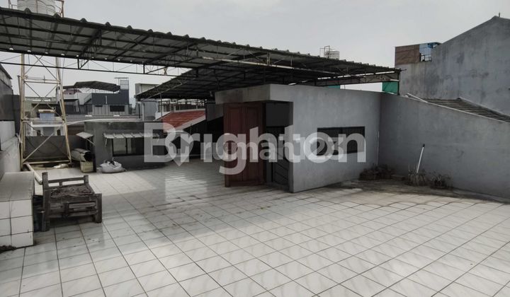 Rumah Green Ville 120m2, 2.5 tingkat row 2 Mobil Bisa KPR Jakarta Barat Grenvil Greenville 2