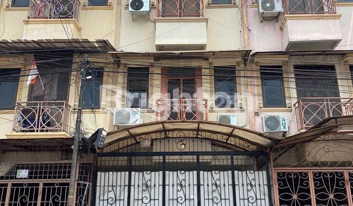 Rumah Jelambar Utama Sakti 3.5 Lantai Row 2 Mobil Lebar , model ruko Jakarta Barat Rumah Jelambar Utama Sakti 3.5 Lantai Row 2 Mobil Lebar , model ruko Jakarta Barat