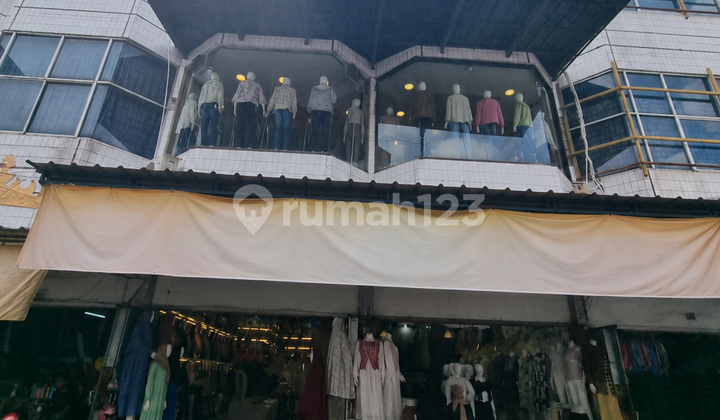 Ruko 3.5 Lantai Lokasi Strategis di Pasar Tengah, Bandar Lampung Ruko 3.5 Lantai Lokasi Strategis di Pasar Tengah, Bandar Lampung