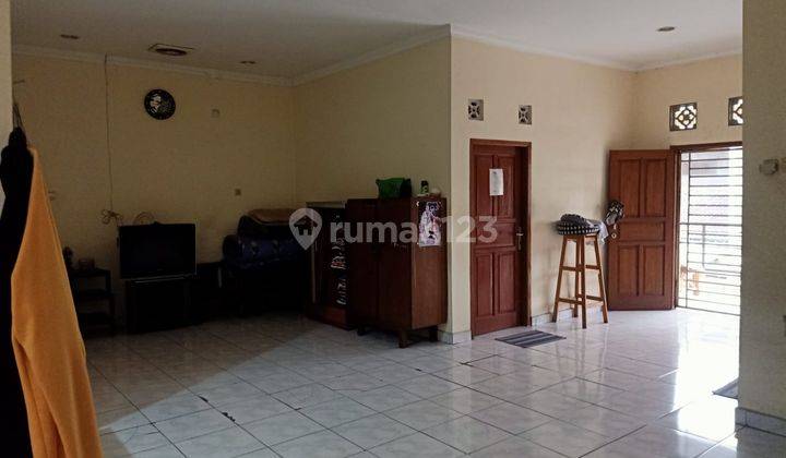 Rumah Rapi Siap Huni di Perumahan Juwita Jakarta Barat 5
