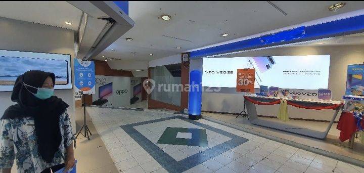 Showroom / Toko Tengah Kota Letak Strategis dalam Plaza Simpang Lima Semarang - Jakarta   2