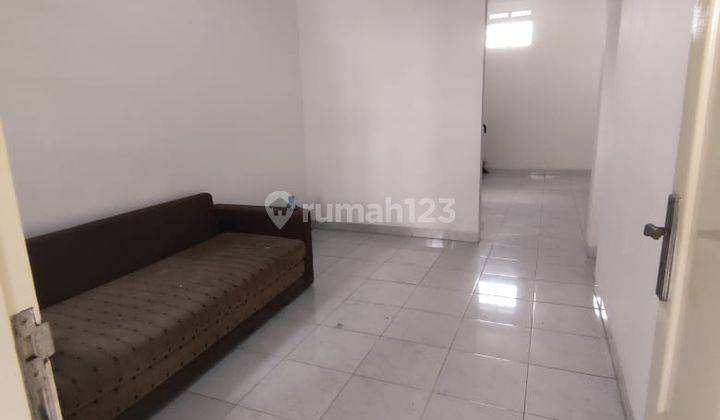 Dijual Rumah 1,5 Lantai 3 Kamar Tidur di Nusa Loka Bsd 2