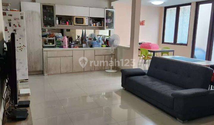 Dijual Rumah 2 Lantai di Kawasan Elite Suvarna Padi Suvarna Sutera 1