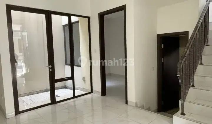 Dijual Rumah 2 Lantai Sudah Renovasi di Gracia, Type B Lavon 1 2