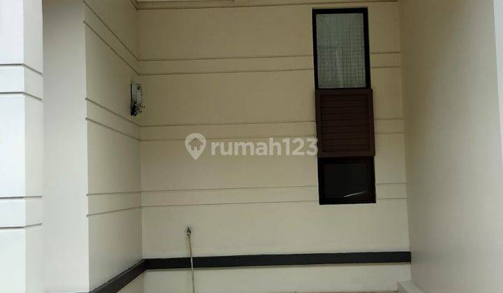 Disewakan Rumah 2 Lantai, Ac, Gorden, Water Heater di Allura, Type A Lavon 1 2