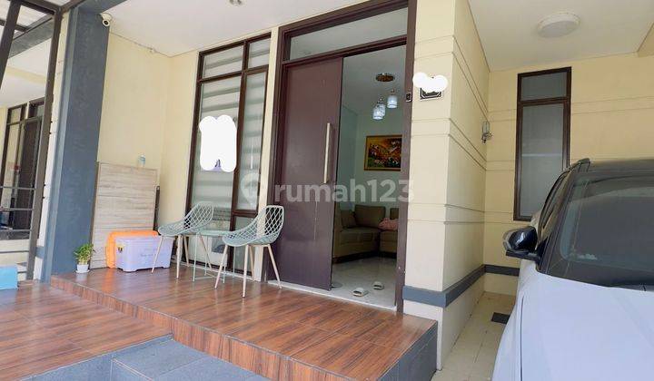 Dijual Rumah 2lt, Renov, Furnished, Canopy Depan Belakang Enchanta Lavon 1 1