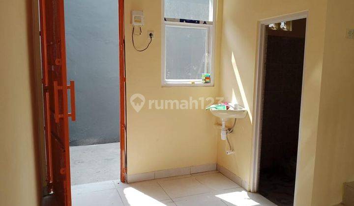 Disewakan Cepat Ruko 2 Lantai Lokasi di Jl. Raya Pasar Kemis 2