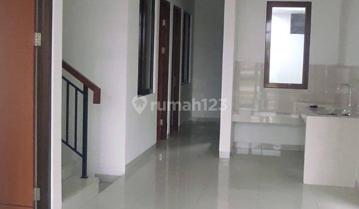 Dijual rumah 2lt untuk kost2an seberang Univ Esa Unggul Citra Raya Cikupa 2