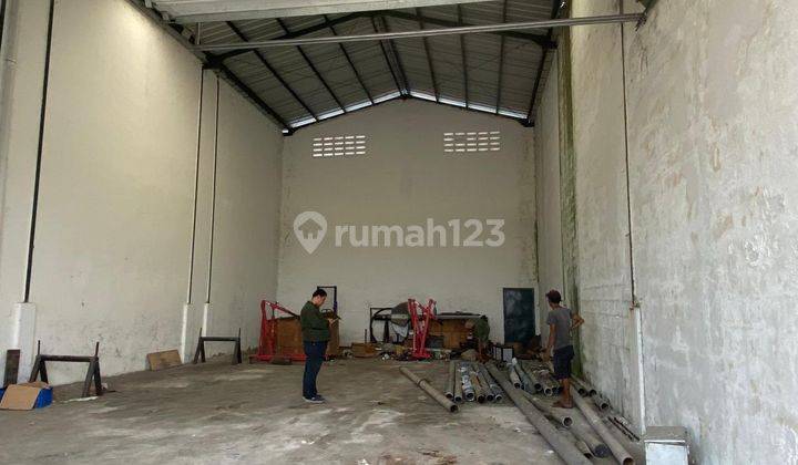 Dijual murah aja gudang 1 lantai di Pergudangan Surya Grand Cisoka Tangerang 2