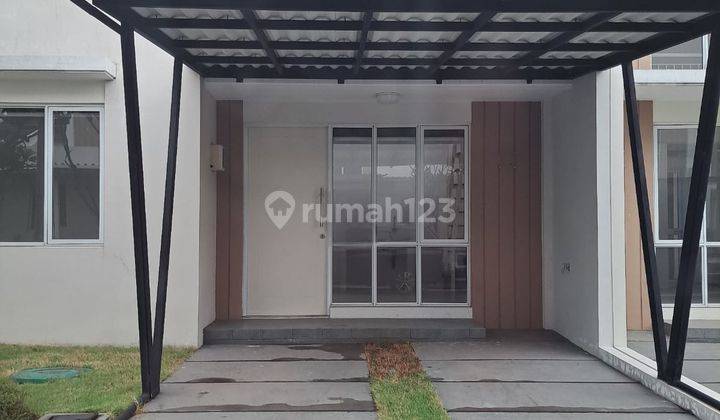 Disewakan Rumah 1lt + Mezzanine Sdh Ada Canopy, Floor Hal Blkng Aster Paramount Petals 1