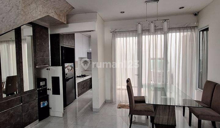 Disewakan Rumah Fully Furnished 2 Lantai Siap Huni di Lavon 1 Type D 1