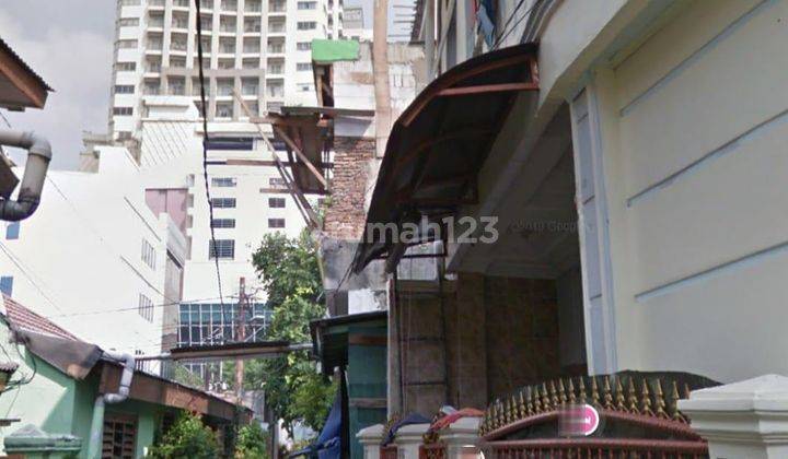 Rumah 2 Lantai di Kebon Kacang, Tanah Abang, Jakarta Pusat 4