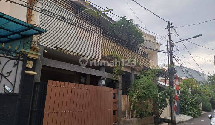 Rumah Cantik Siap Huni, Lokasi Bagus, Tomang, Jakarta Barat 2