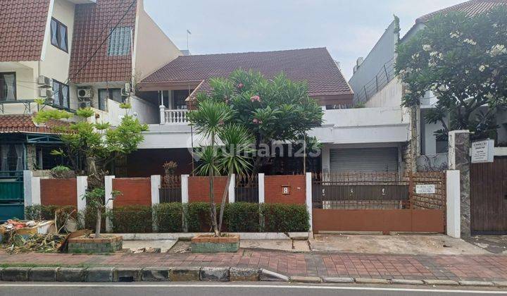 Rumah 2lt Cocok Utk Resto Cafe Kost An Lokasi Komersil Di Tomang Jakarta Barat 1