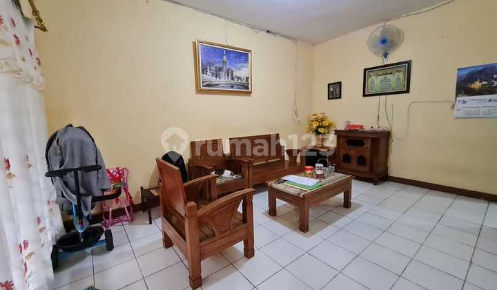 2-Story House in a Comfortable Complex in Tomang, West Jakarta 2