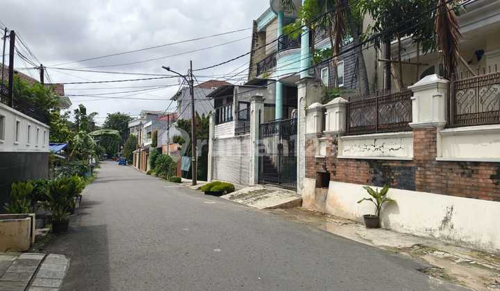 Di Sewakan Rumah Bagus Baru Renov Dalam Kompleks di Tomang Jakarta Barat 2