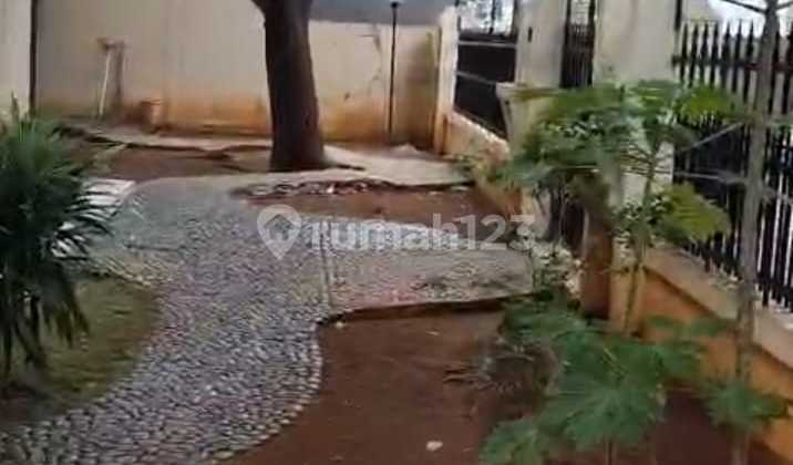 Rumah Luas Premium Lokasi 200M ke Pluit Village Mall, Pluit Jakarta Utara