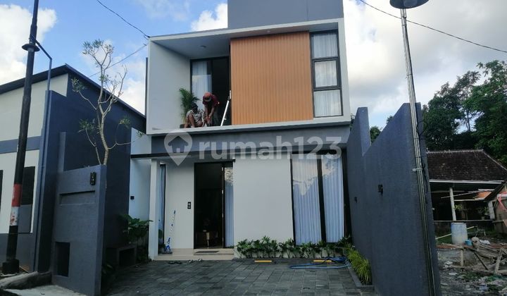 Rumah Minimalis 2 Lantai Jl. Kaliurang Jogja Sleman Yogyakarta Rumah Minimalis 2 Lantai Jl. Kaliurang Jogja Sleman Yogyakarta